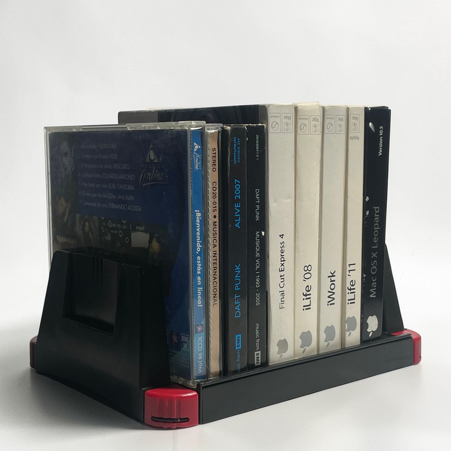 Organizador Multimedia Expandible Elecom (CDR-004) - Nuevo en Caja (NOS) para CDs, Diskettes y Cartuchos Retro (NES, SNES, Genesis)